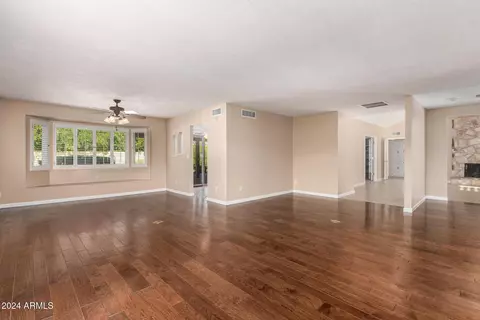 324 W Willow Ave, Phoenix, AZ 85029 photo 15