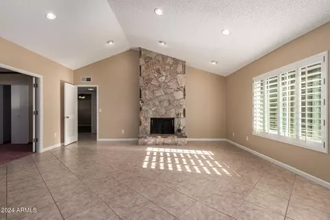 324 W Willow Ave, Phoenix, AZ 85029 photo 8