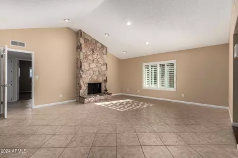 324 W Willow Ave, Phoenix, AZ 85029 photo 12