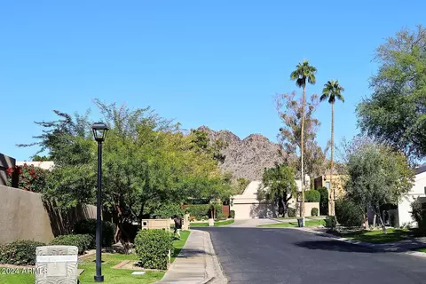 3055 E Marlette Ave, Phoenix, AZ 85016 photo 2