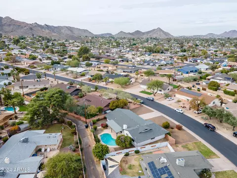 2717 E Cinnabar Ave, Phoenix, AZ 85028 photo 44