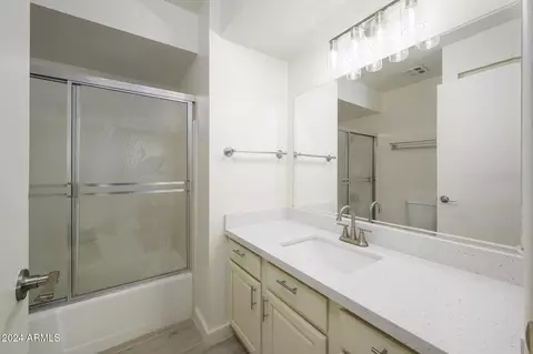 2717 E Cinnabar Ave, Phoenix, AZ 85028 photo 13