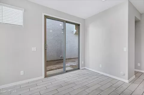 3718 S 58th Dr, Phoenix, AZ 85043 photo 8