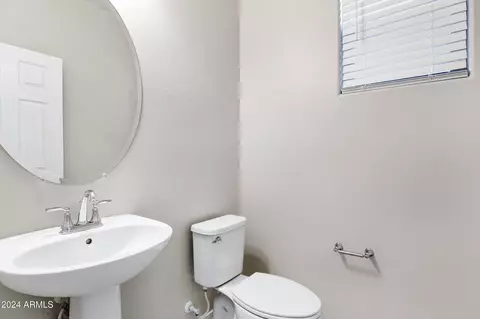 3718 S 58th Dr, Phoenix, AZ 85043 photo 14
