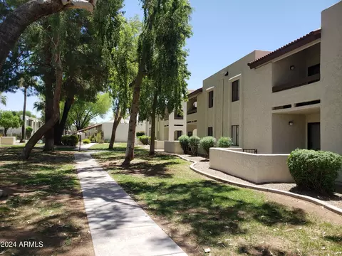 10444 N 69th St #220, Paradise Valley, AZ 85253