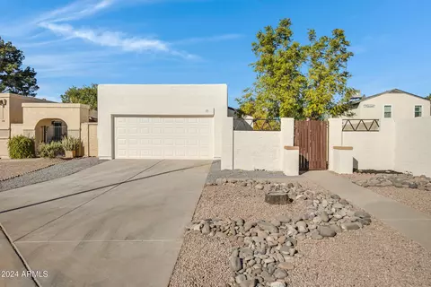 619 E Jensen St #75, Mesa, AZ 85203