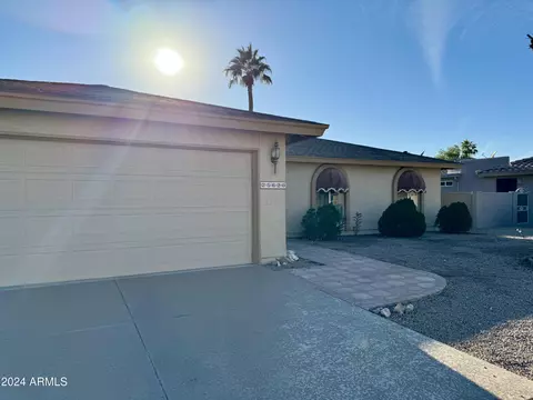 25620 S Cloverland Dr, Sun Lakes, AZ 85248