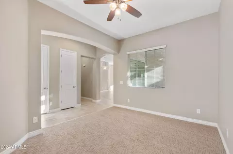 Living - 4527 N 29th Way, Phoenix, AZ 85016 photo 2 of 10