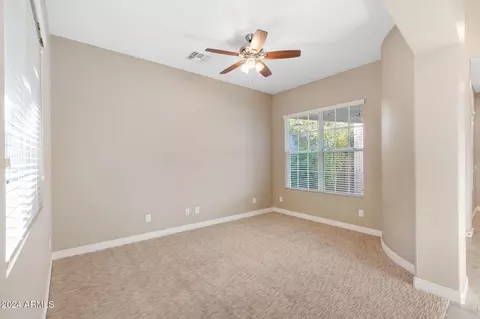 Living - 4527 N 29th Way, Phoenix, AZ 85016 photo 1 of 10