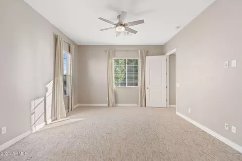 Bedroom - 4527 N 29th Way, Phoenix, AZ 85016 photo 2 of 7