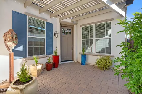 Exterior - 4527 N 29th Way, Phoenix, AZ 85016 photo 1 of 12