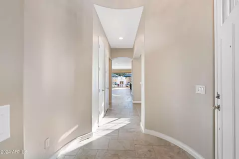 Entry Way - 4527 N 29th Way, Phoenix, AZ 85016 photo 3 of 3