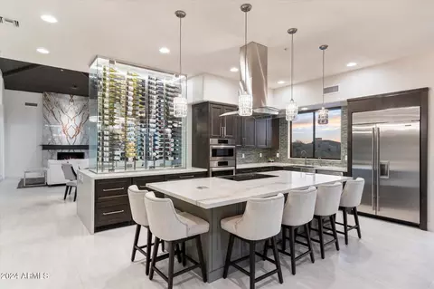 10384 E Loving Tree Ln, Scottsdale, AZ 85262