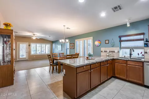 9850 W Deanna Dr, Peoria, AZ 85382