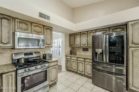 3223 E Cedarwood Ln, Phoenix, AZ 85048 photo 15