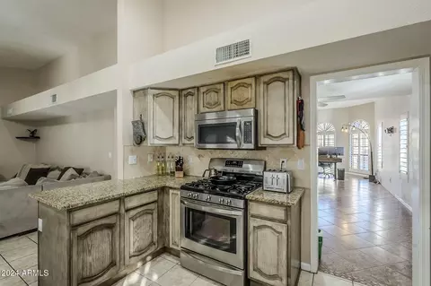 3223 E Cedarwood Ln, Phoenix, AZ 85048 photo 12
