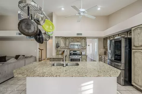 3223 E Cedarwood Ln, Phoenix, AZ 85048 photo 10