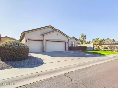 3917 E Dubois Ave, Gilbert, AZ 85298 photo 2