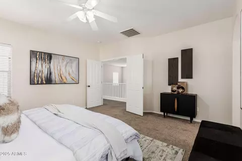 992 E Sourwood Dr, Gilbert, AZ 85298 photo 16
