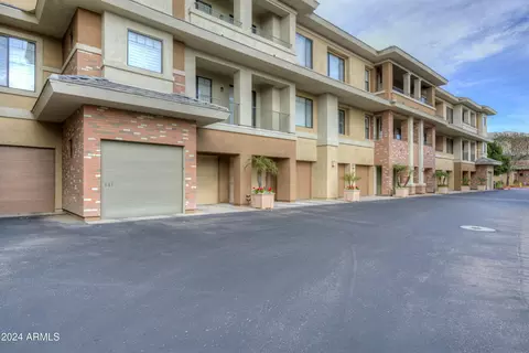 2989 N 44th St #1034, Phoenix, AZ 85018