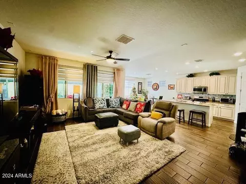 1099 E Tekoa Ave, Gilbert, AZ 85298 photo 9