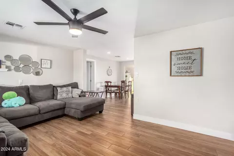 10049 E Boise St, Mesa, AZ 85207 photo 4