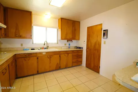 8292 S Springfield Rd, Globe, AZ 85501 photo 25
