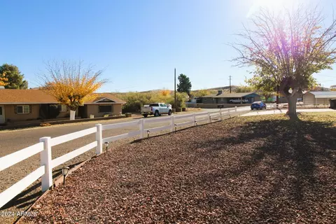 8292 S Springfield Rd, Globe, AZ 85501 photo 10