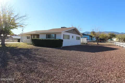 8292 S Springfield Rd, Globe, AZ 85501 photo 9