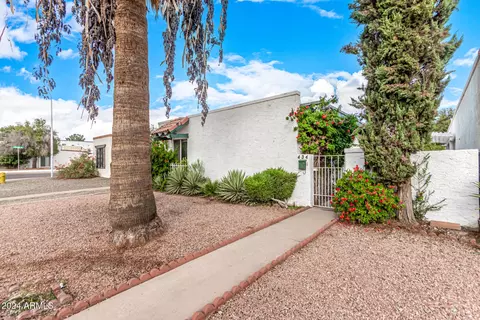 434 W Manhatton Dr, Tempe, AZ 85282