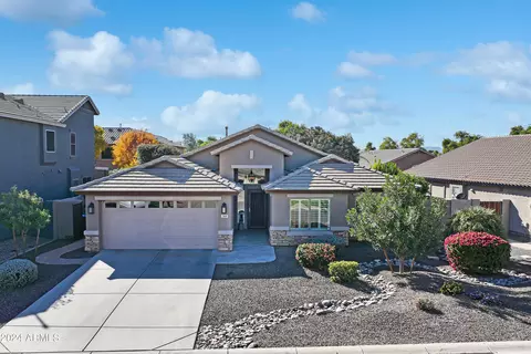769 W Holstein Trl, San Tan Valley, AZ 85143
