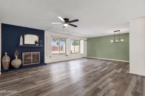 4798 E Kiva St, Phoenix, AZ 85044 photo 4