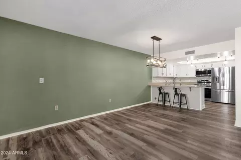 4798 E Kiva St, Phoenix, AZ 85044 photo 6