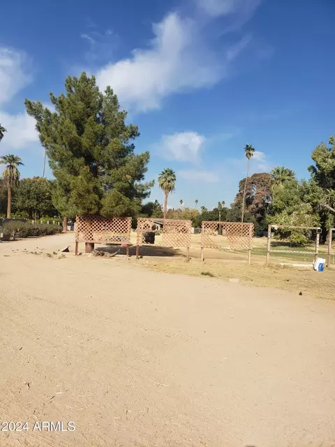 311 E Carter Rd, Phoenix, AZ 85042 photo 25