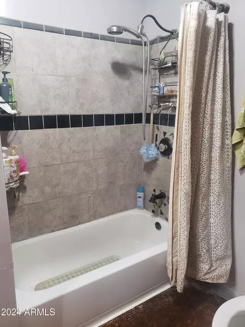311 E Carter Rd, Phoenix, AZ 85042 photo 8