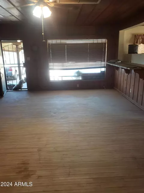 311 E Carter Rd, Phoenix, AZ 85042 photo 14