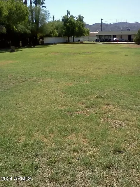 311 E Carter Rd, Phoenix, AZ 85042