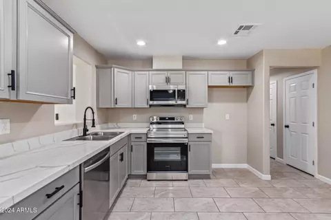 6802 N 30th Ave, Phoenix, AZ 85017 photo 11