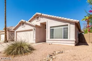 Exterior - 2304 E Aire Libre Ave, Phoenix, AZ 85022 photo 4 of 6