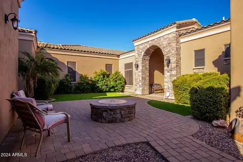 2796 E Meadowview Ct, Gilbert, AZ 85298 photo 8