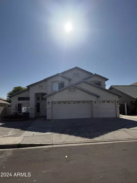 5417 W Kerry Ln, Glendale, AZ 85308