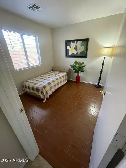 Bedroom - 1743 E Amber Ln, Gilbert, AZ 85296 photo 2 of 7
