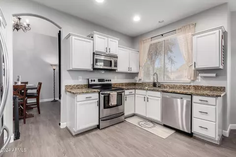 3902 E Wildhorse Dr, Gilbert, AZ 85297 photo 17