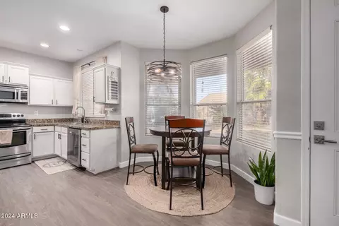 3902 E Wildhorse Dr, Gilbert, AZ 85297 photo 14