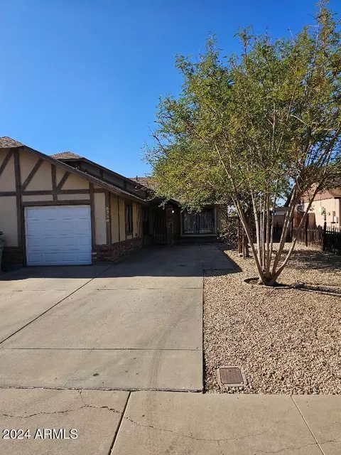 5738 N 68th Ave, Glendale, AZ 85303