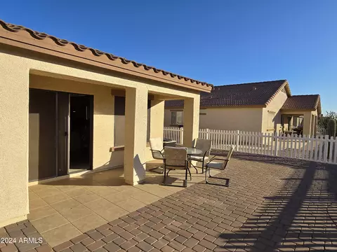 Exterior - 2101 S Meridian Rd #205, Apache Junction, AZ 85120 photo 3 of 8