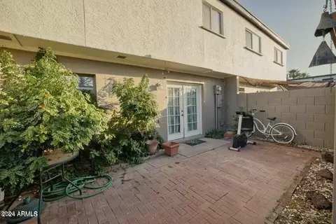 2920 E Clarendon Ave, Phoenix, AZ 85016 photo 12