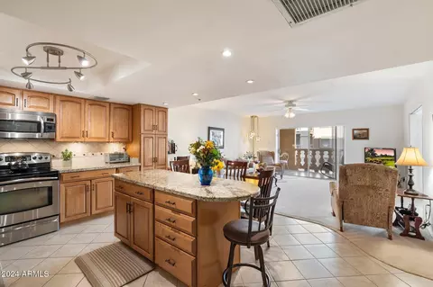 7860 E Camelback Rd #209, Scottsdale, AZ 85251