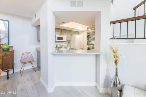 15411 N Central Ave, Phoenix, AZ 85022 photo 17
