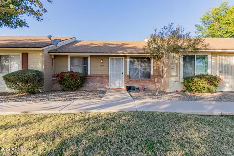 8907 W Desert Jewel Dr, Peoria, AZ 85345